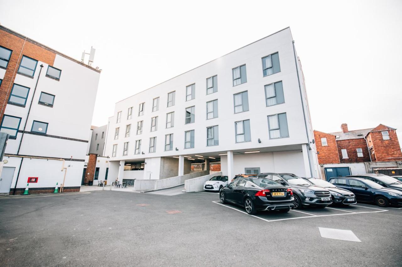 Holiday Inn Express Belfast City By Ihg Екстер'єр фото
